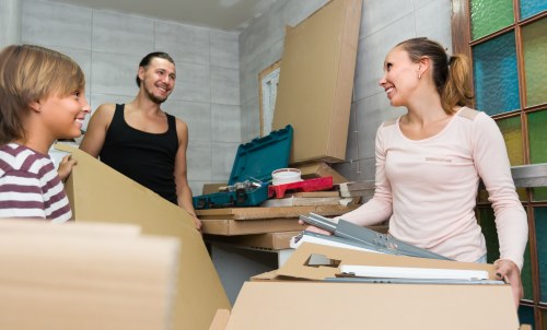 Residential furniture removal service in Spain