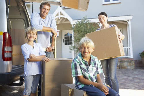 Packing and furniture protection for a move in Spain