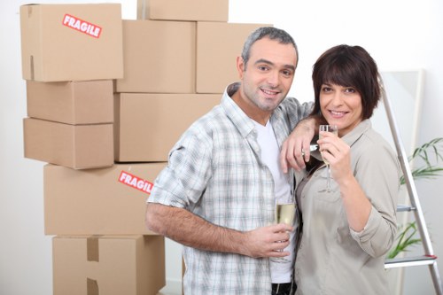 Furniture loading during removals in Spain